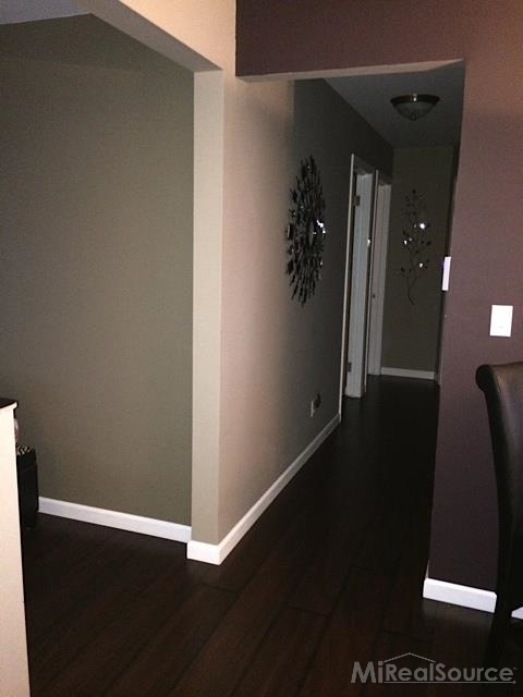 985 Braidwood Road Memphis, MI 48041 - Photo 8 of 15 31198669-7.JPG
