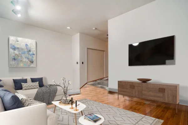$2,100 | 75 Liberty Avenue, Unit C5, Jersey City, NJ 07306