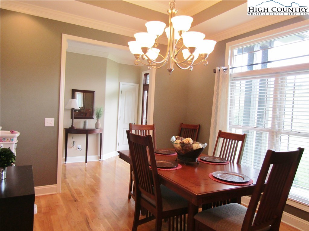 1521 Golf Course Road West Jefferson, NC 28694 - Photo 5 of 24 Gallery Image 5