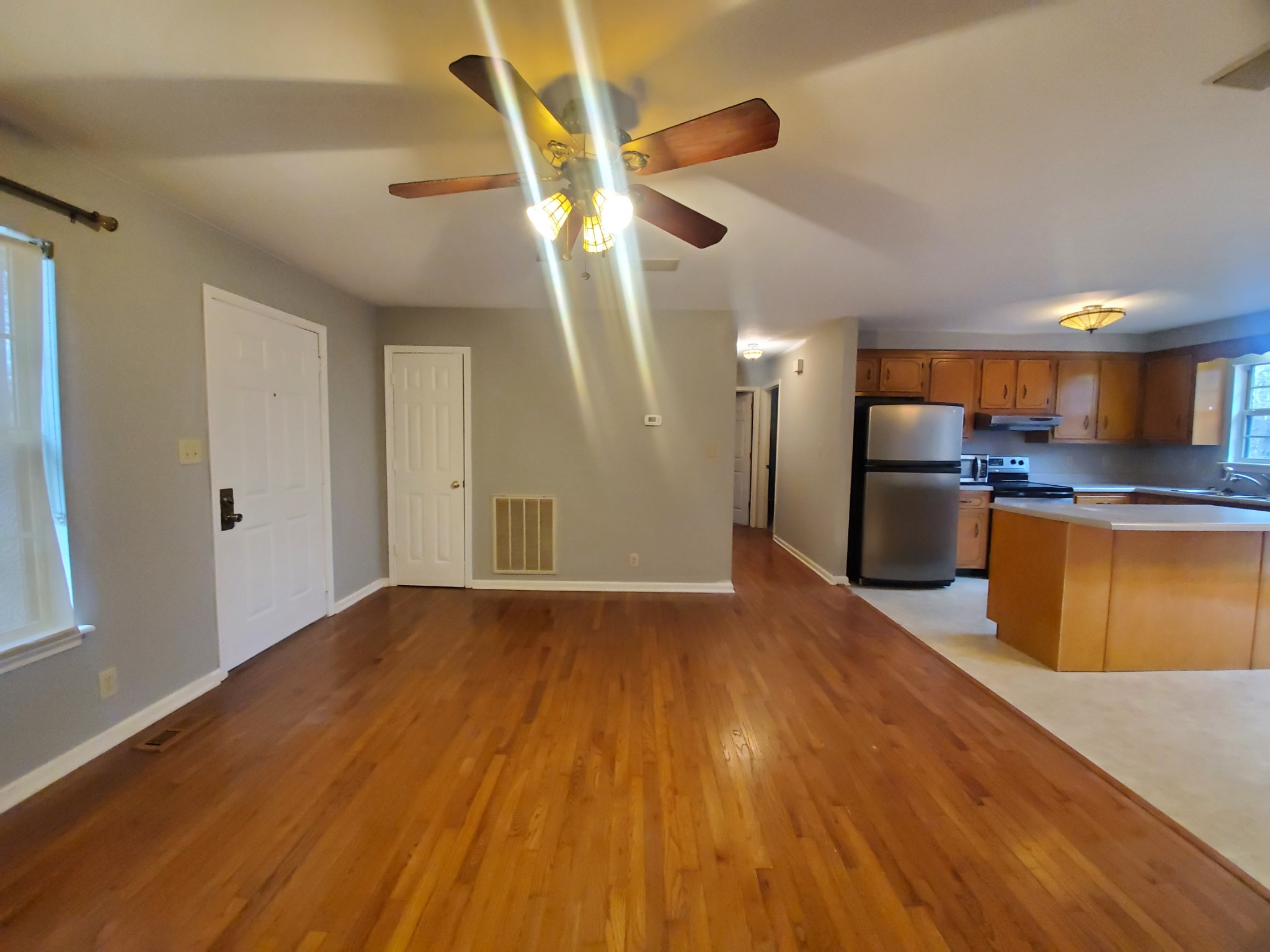 1828 Chester Harris Road Woodlawn, TN 37191 - Photo 4 of 20 Gallery Image 4