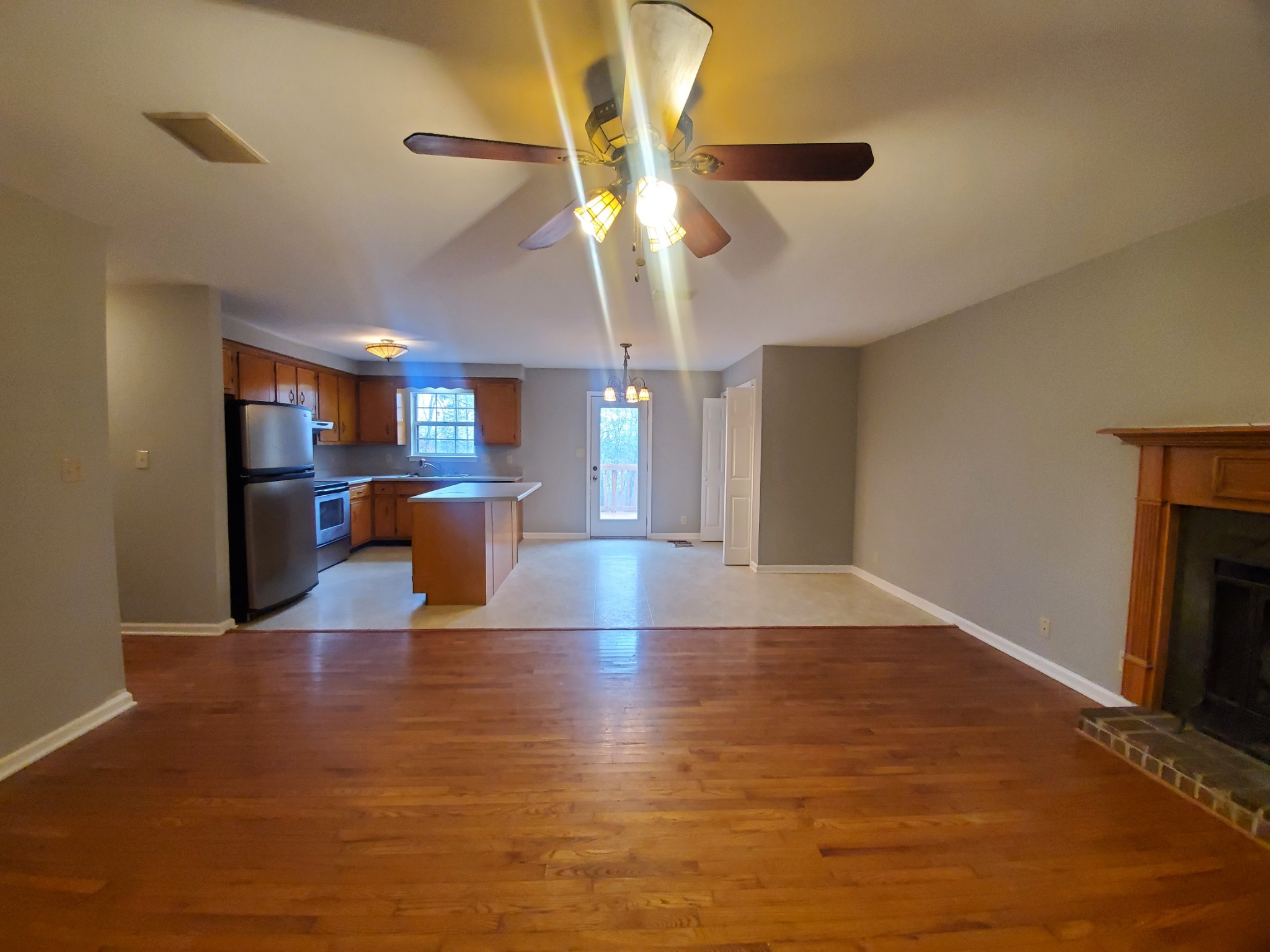 1828 Chester Harris Road Woodlawn, TN 37191 - Photo 5 of 20 Gallery Image 5