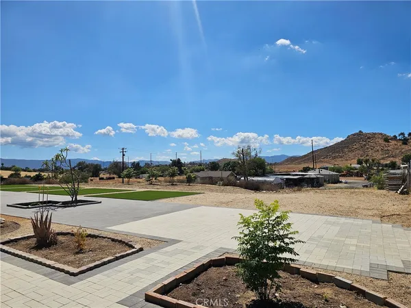 $3,200 | 21197 Mazie Avenue, Perris, CA 92570