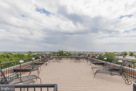 $690,000 | 1661 Crescent Place Northwest, Unit 306, Washington, DC 20009