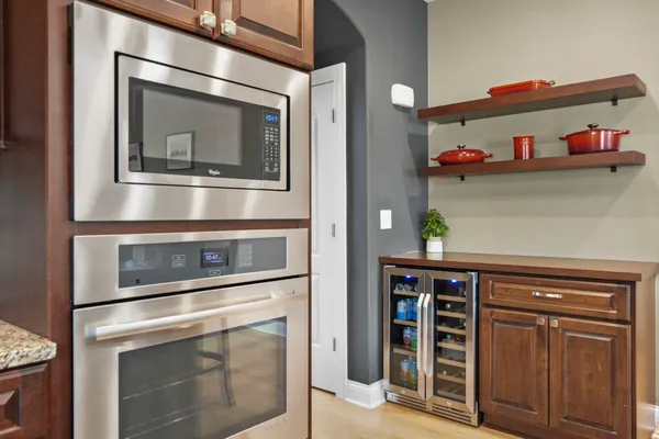$925,000 | 13 Arboredge Way, Fitchburg, WI 53711