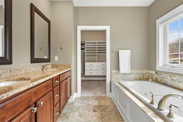 $925,000 | 13 Arboredge Way, Fitchburg, WI 53711