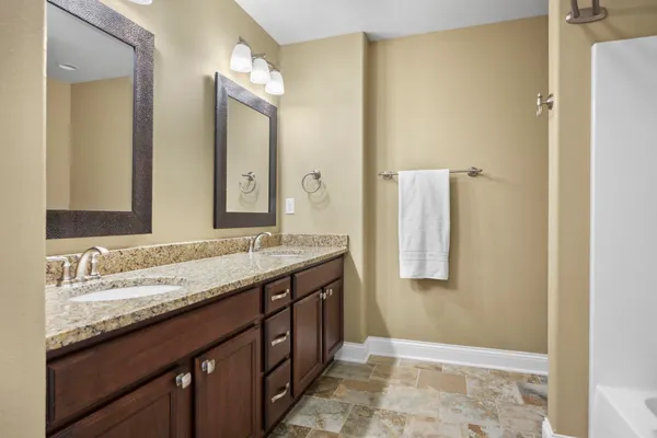 $925,000 | 13 Arboredge Way, Fitchburg, WI 53711