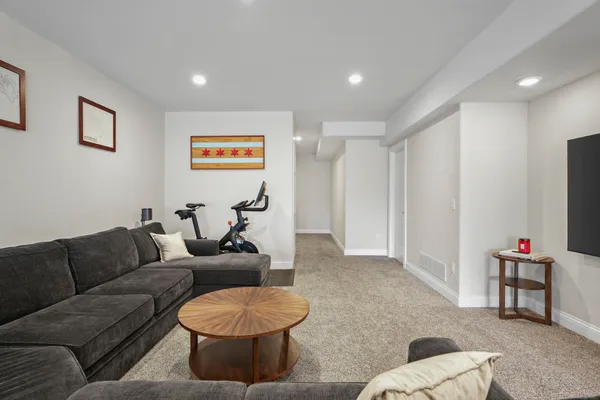 $925,000 | 13 Arboredge Way, Fitchburg, WI 53711