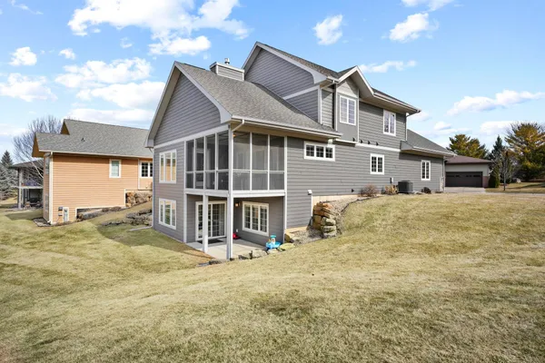 $925,000 | 13 Arboredge Way, Fitchburg, WI 53711