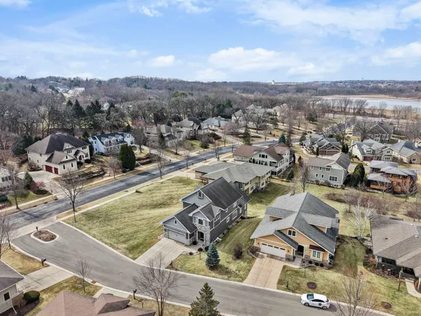 $925,000 | 13 Arboredge Way, Fitchburg, WI 53711