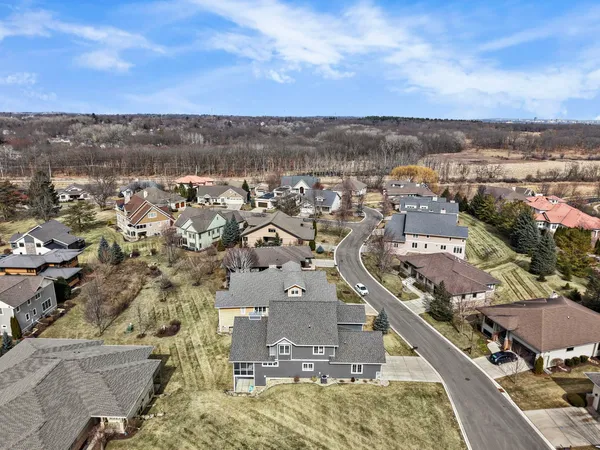 $925,000 | 13 Arboredge Way, Fitchburg, WI 53711