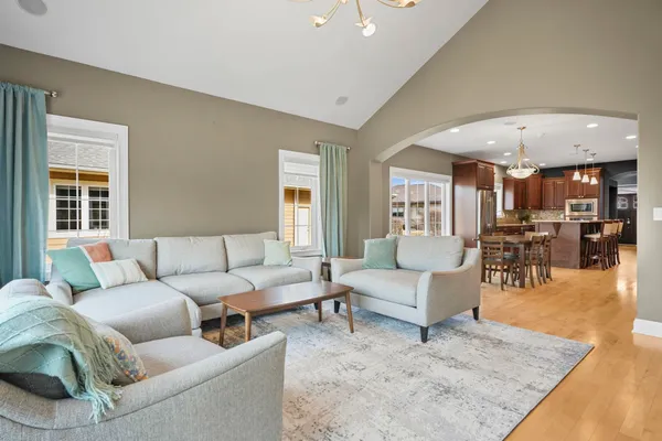 $925,000 | 13 Arboredge Way, Fitchburg, WI 53711