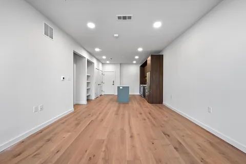 $449,000 | 2209 South 1st Street, Unit 218, Austin, TX 78704