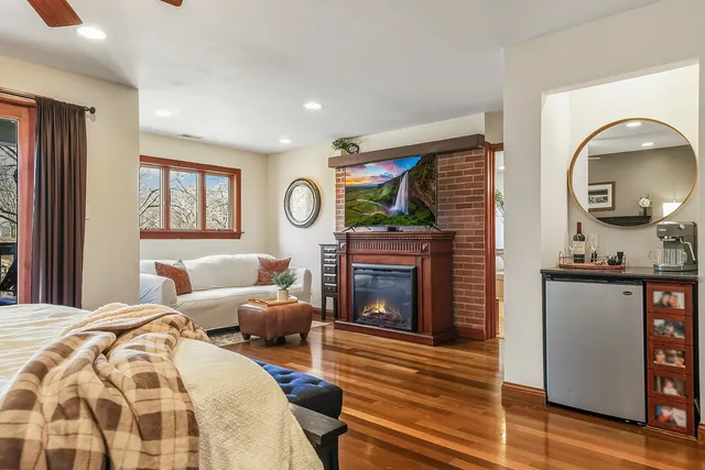 $619,900 | 625 Bruce Avenue, Flossmoor, IL 60422