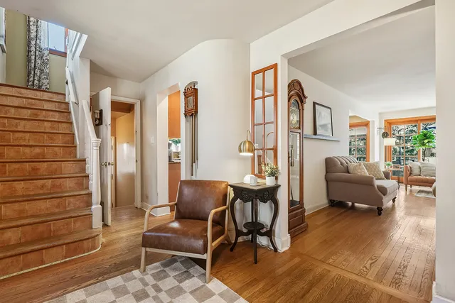 $619,900 | 625 Bruce Avenue, Flossmoor, IL 60422