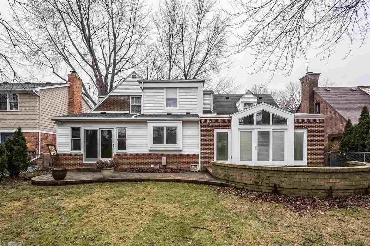 1630 Oxford Road Grosse Pointe Woods, MI 48236 - Photo 45 of 50