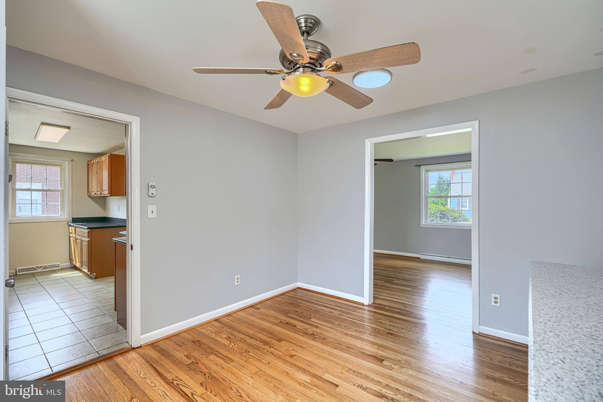 559 Fairmount Road Linthicum Heights, MD 21090 - Photo 9 of 58 separate dining