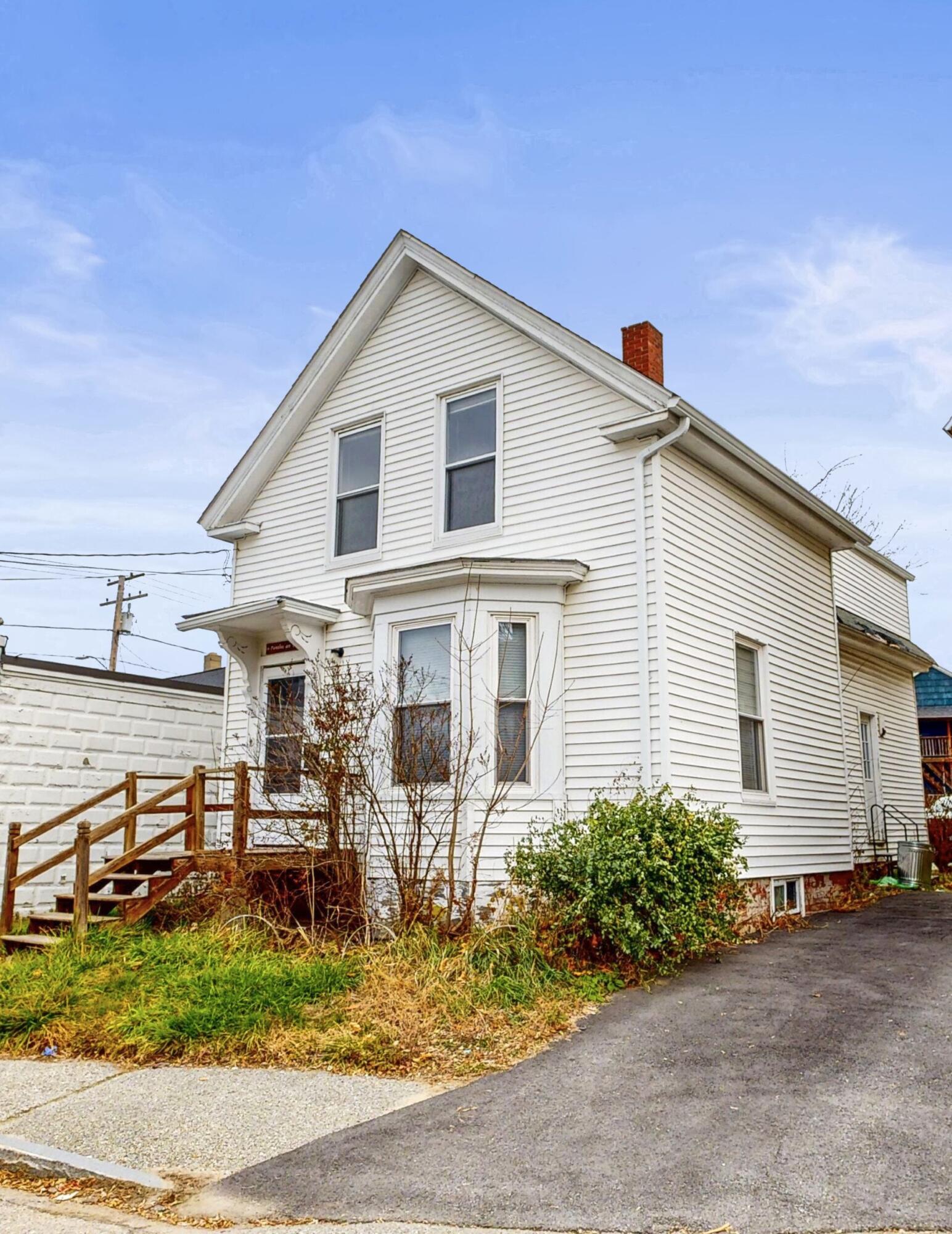 8 Howe Street Lewiston, ME 04240 - Photo 2 of 32 thumbnail_8-Howe-Street-11252025_105745