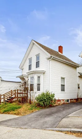 $195,000 | 8 Howe Street, Lewiston, ME 04240