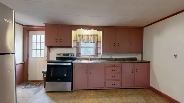 $195,000 | 8 Howe Street, Lewiston, ME 04240