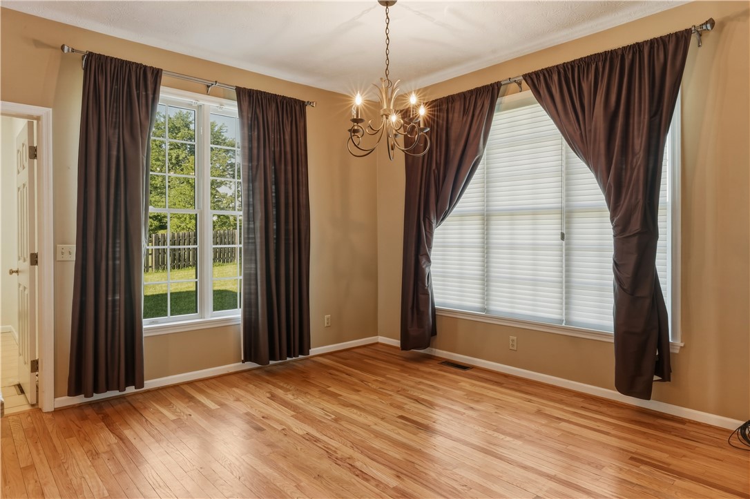 11 Turnberry Road Horseheads, NY 14845 - Photo 14 of 50 Breakfast Nook