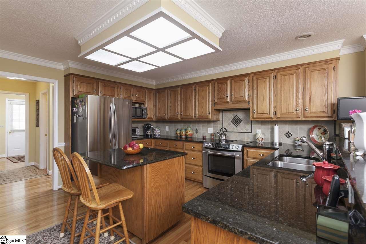 201 Wellington Road Easley, SC 29642 - Photo 8 of 30 Gallery Image 8