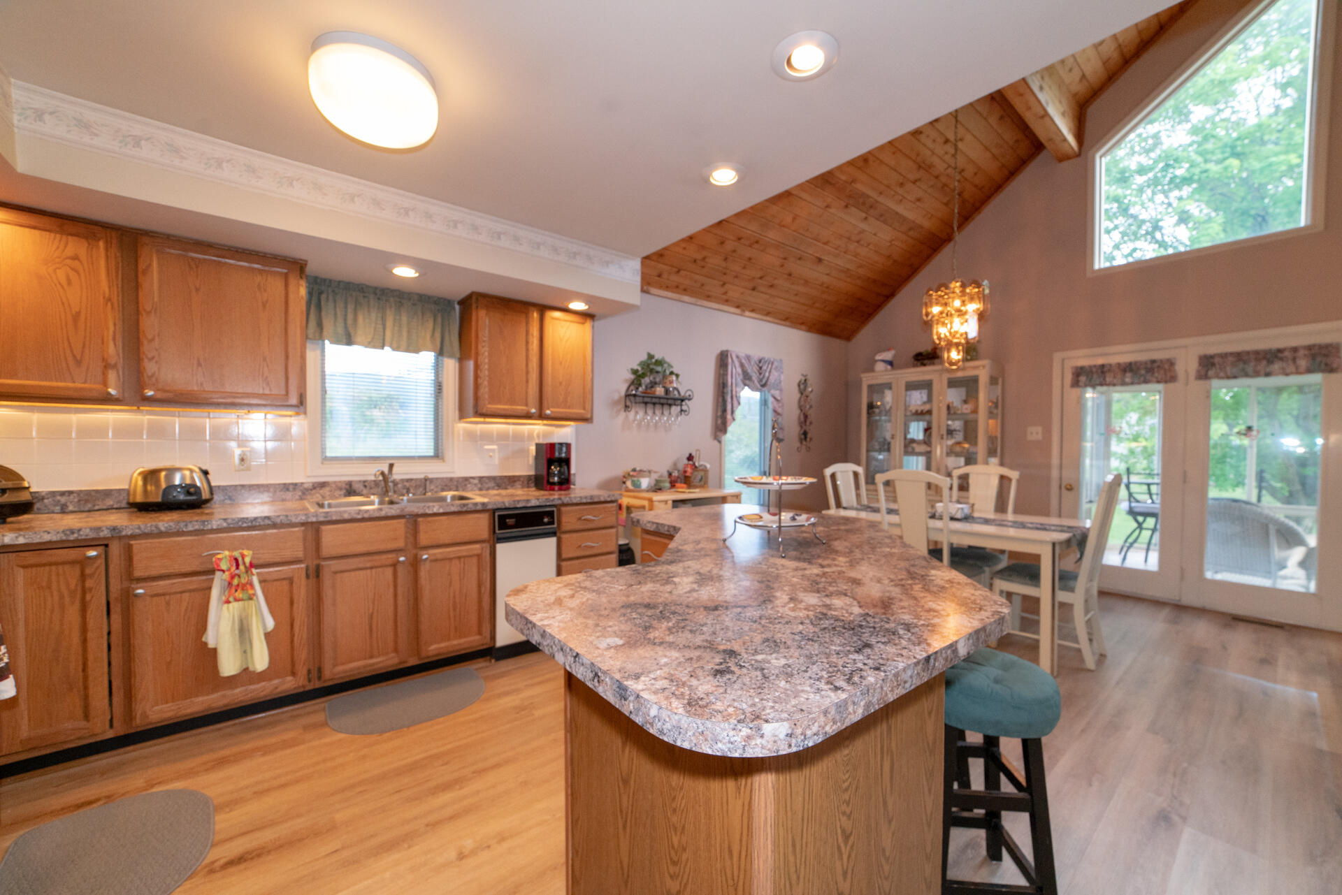 8796 Roanoke Road Elliston, VA 24087 - Photo 6 of 40 el kitchen towards sunroom