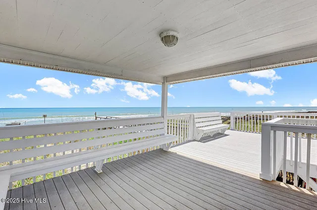 $1,165,000 | 822 Cutter Court, Kure Beach, NC 28449
