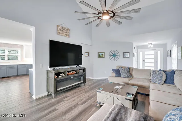 $1,165,000 | 822 Cutter Court, Kure Beach, NC 28449