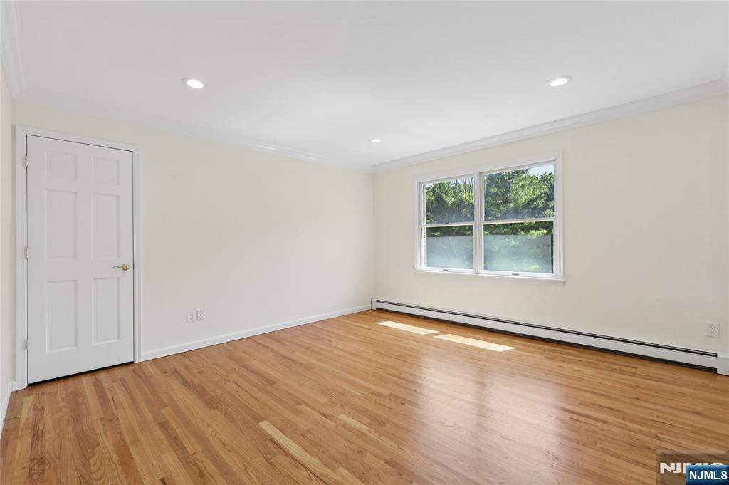 2 West Gate Road Saddle River, NJ 07458 - Photo 29 of 46