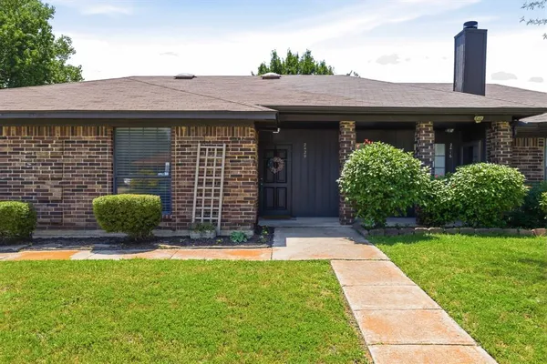 $270,000 | 2420 Oakmont Drive, Bedford, TX 76022