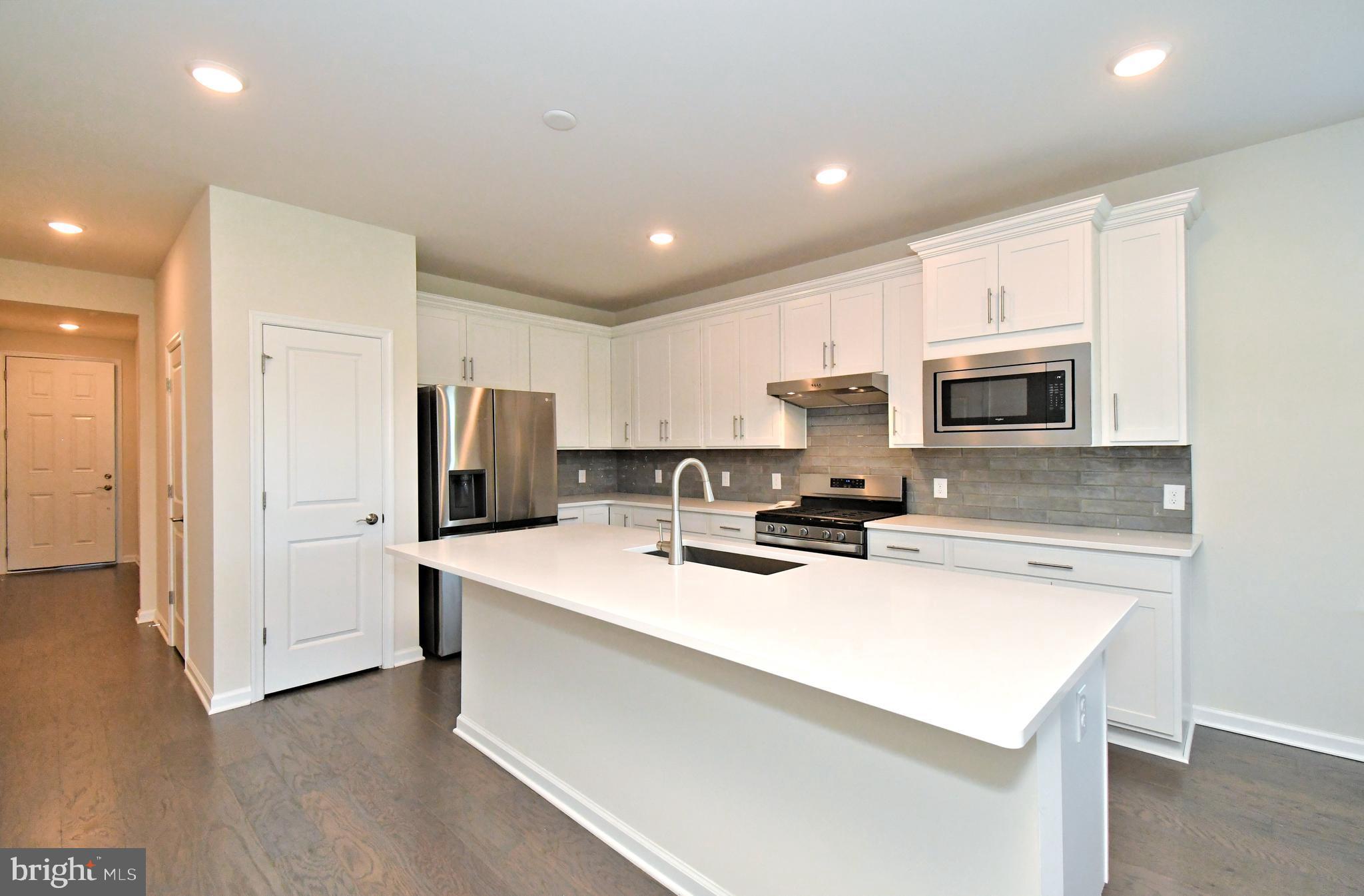 1024 Wright Street Hatfield, PA 19440 - Photo 8 of 68