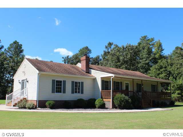 6724 Willow Hill Road Spring Grove, VA 23881 - Photo 4 of 24 Facade/Exterior Front