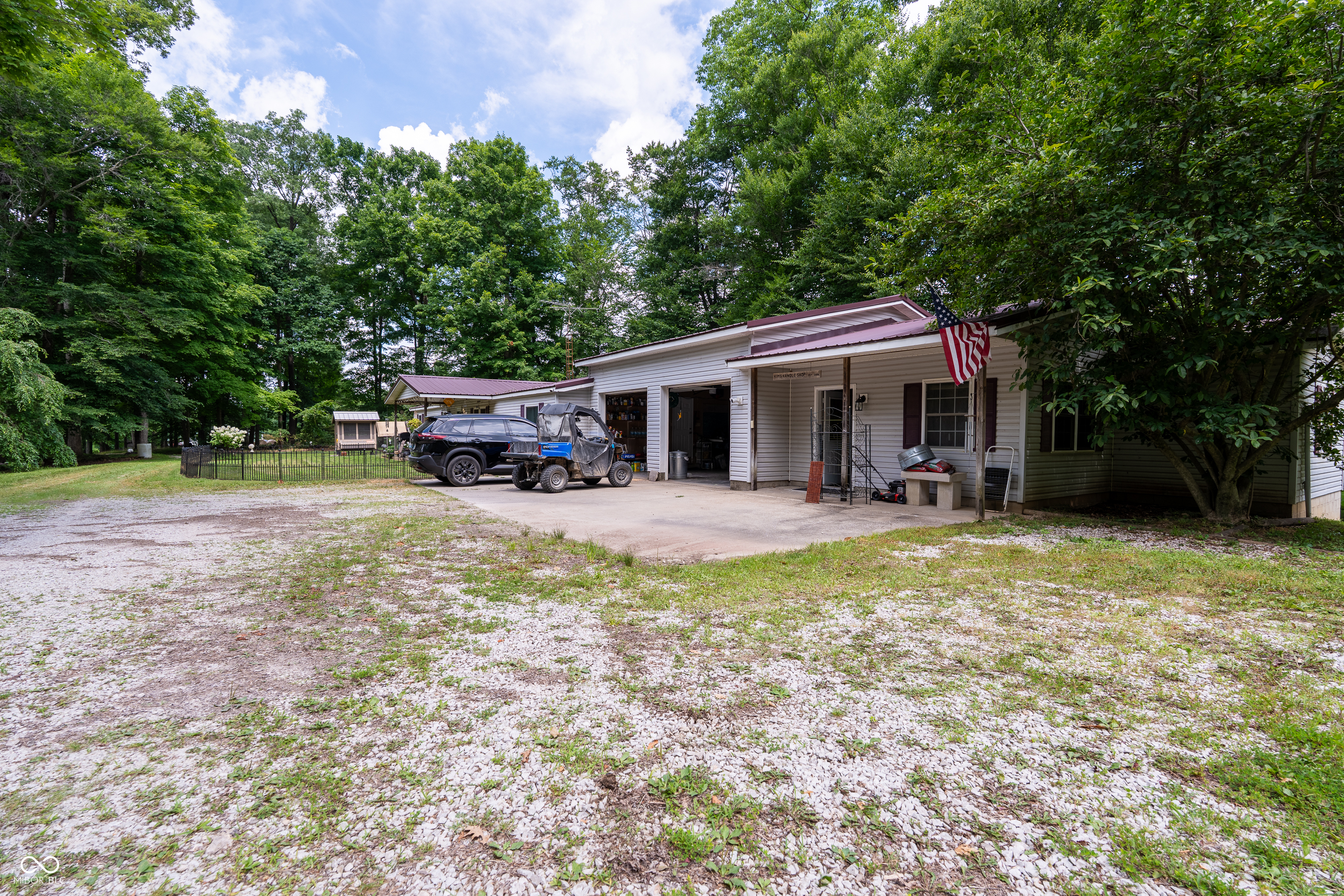 2501 Mitten Road Bowling Green, IN 47833 - Photo 17 of 57 Gallery Image 17