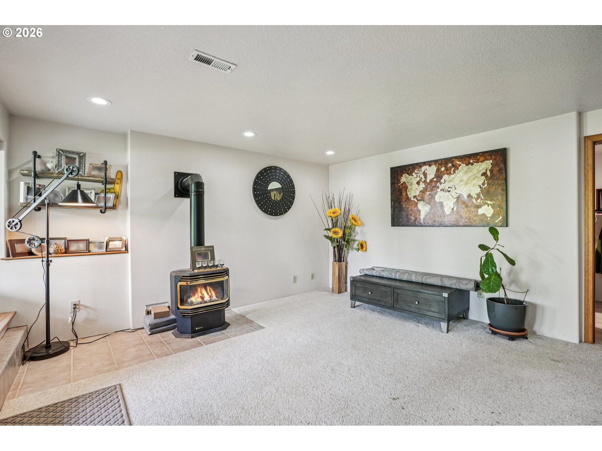128 North 31st Avenue Cornelius, OR 97113 - Photo 19 of 32 a living room with furniture and a potted plant