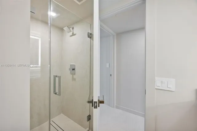 $8,500 | 1541 Brickell Avenue, Unit B3503, Miami, FL 33129