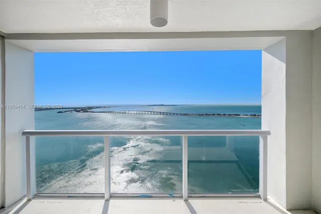 $8,500 | 1541 Brickell Avenue, Unit B3503, Miami, FL 33129