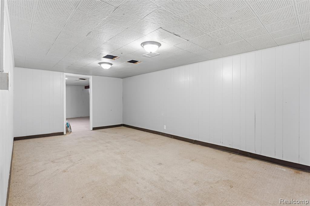 7230 Center Road Mount Morris, MI 48458 - Photo 24 of 33