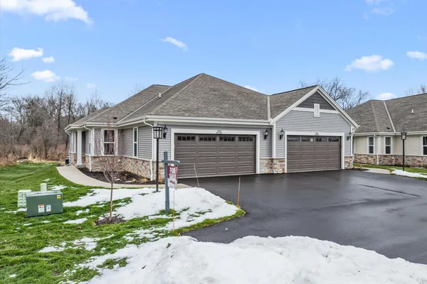 W204N17697 Laurel Place, Unit 701, Jackson, WI 53037