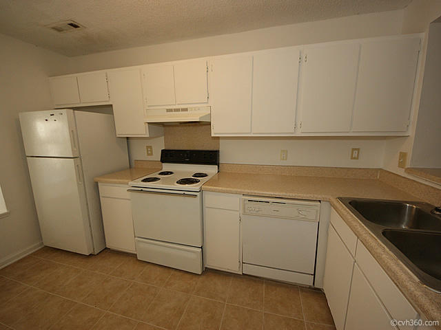 711 Temple Road, Unit A Ladson, SC 29456 - Photo 4 of 21 04