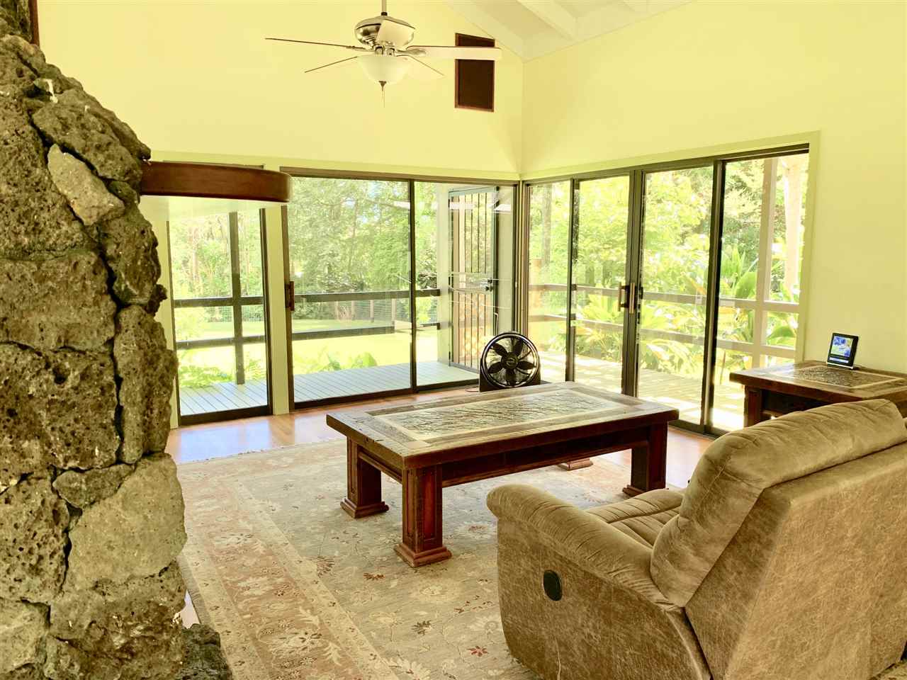 60 Kalo Road Hana, HI 96713 - Photo 11 of 30 a very nice looking room with a large window