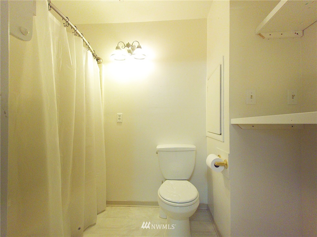 272 Gunn Road Port Angeles, WA 98362 - Photo 14 of 25