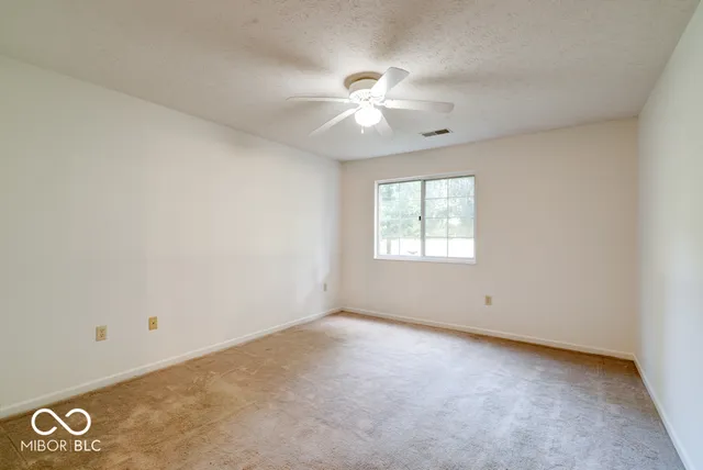 $178,000 | 8112 Glenwillow Lane, Unit 102, Indianapolis, IN 46278