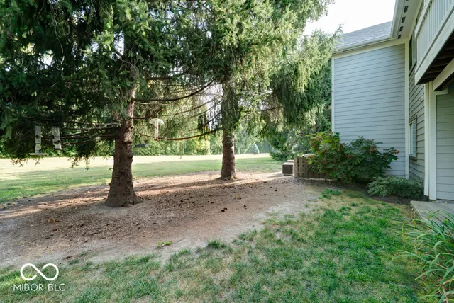 $178,000 | 8112 Glenwillow Lane, Unit 102, Indianapolis, IN 46278