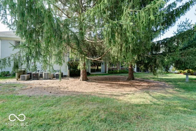 $178,000 | 8112 Glenwillow Lane, Unit 102, Indianapolis, IN 46278