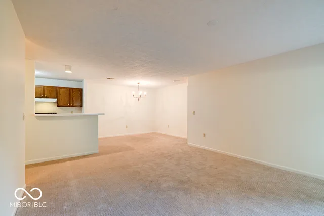 $178,000 | 8112 Glenwillow Lane, Unit 102, Indianapolis, IN 46278