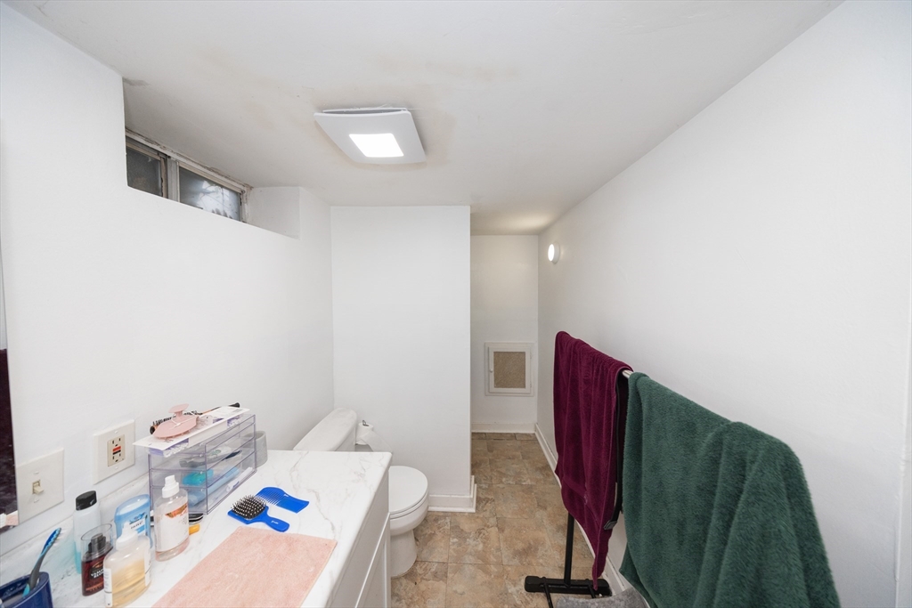 151 Mechanic Street Fitchburg, MA 01420 - Photo 24 of 42