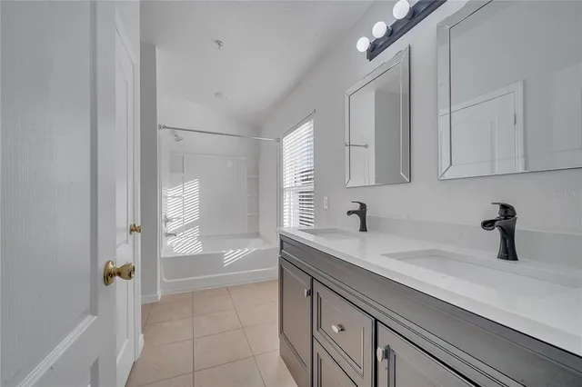 $300,000 | 1329 Broken Oak Drive, Unit 51A, Winter Garden, FL 34787