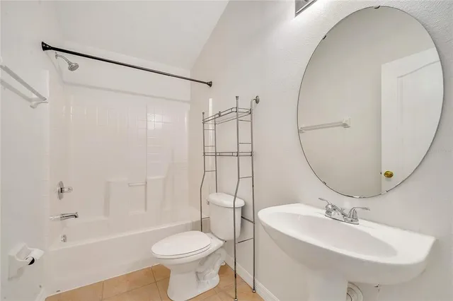 $300,000 | 1329 Broken Oak Drive, Unit 51A, Winter Garden, FL 34787