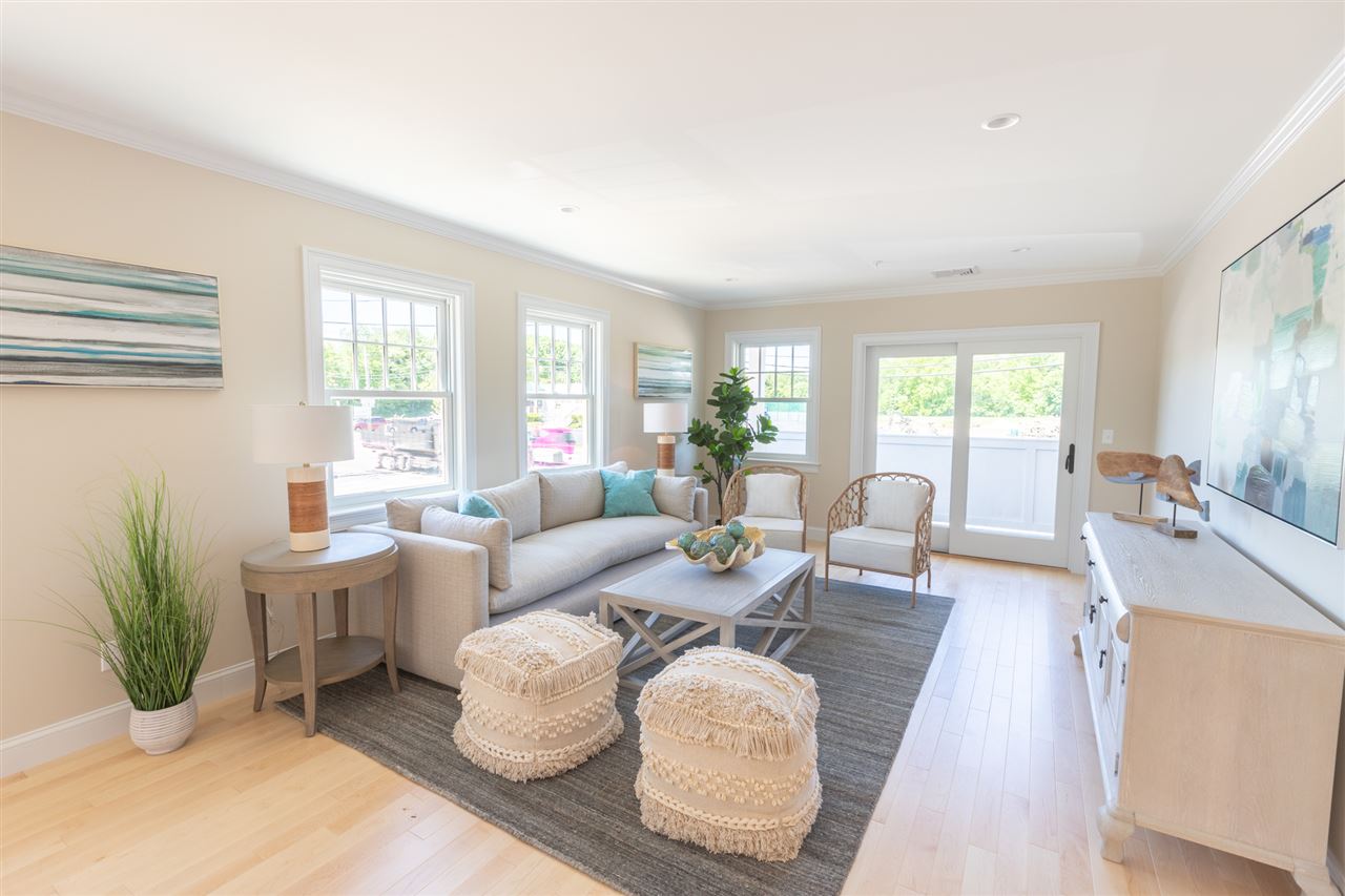 42 State Road, Unit 205 Kittery, ME 03904 - Photo 2 of 31 Gallery Image 2