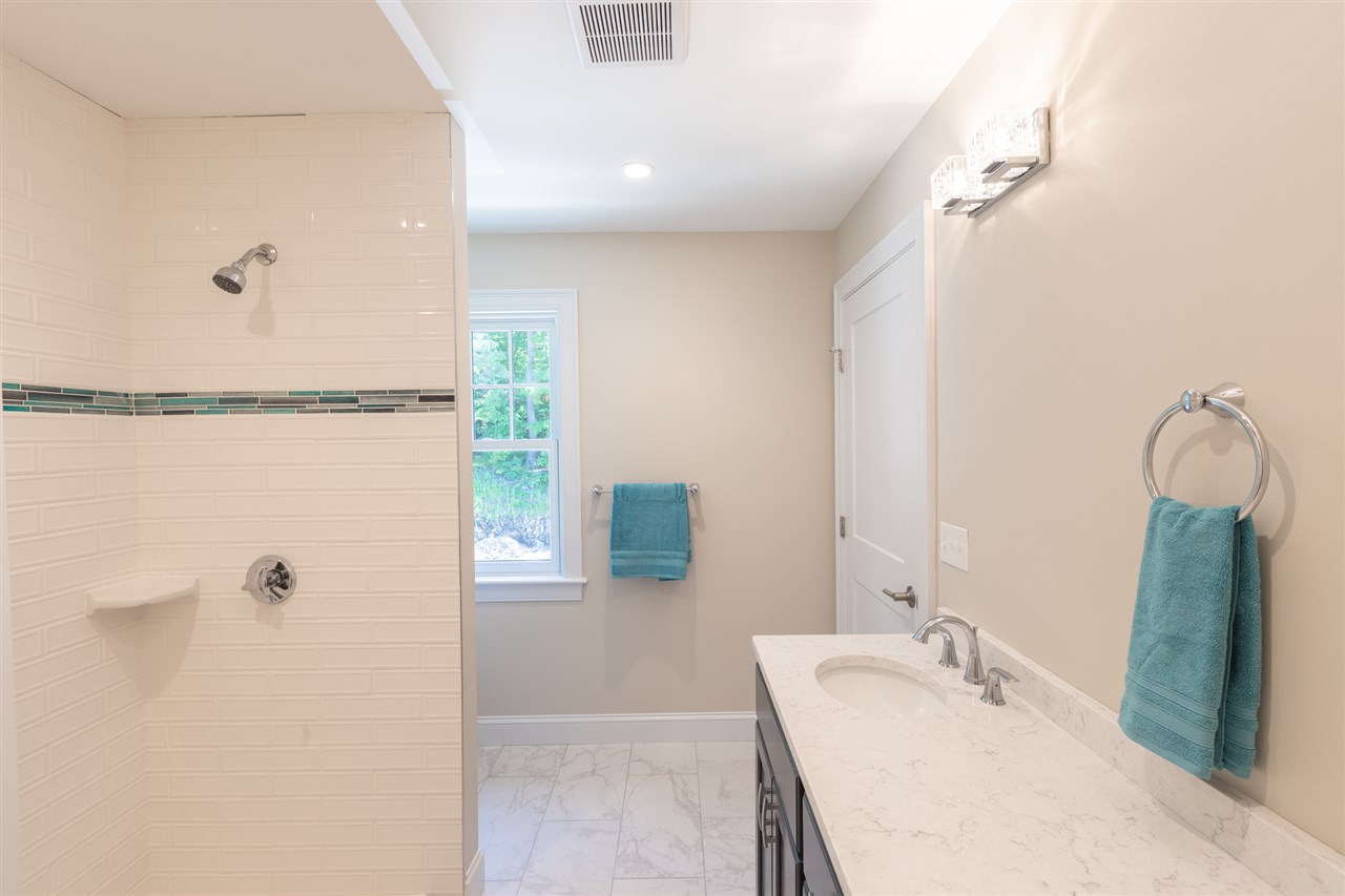 42 State Road, Unit 205 Kittery, ME 03904 - Photo 25 of 31 Gallery Image 25